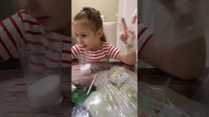 Открываем с Евой коробочки с экспериментами,Магический вулкан .