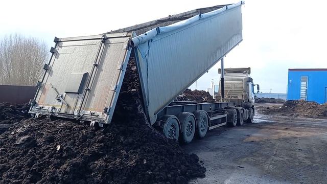 низинный торф,разгрузка тонара 50 кубов смотреть онлайн