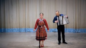 Удмуртская народна песня «Возь вылэ но потыса»