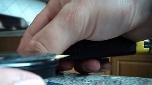 снимаем  стекло с зеркала opel vectra b