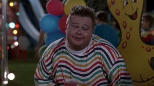 Малыша не пустили на аттракцион в чем дело боятся что написаешь в памперс Трудный ребенок 2