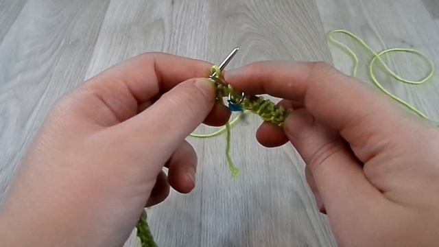 Узор РОССЫПЬ со снятыми петлями. Вязание спицами по кругу.