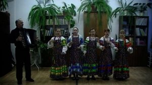 "Комар шуточку шутил" детский фольклорный ансамбль "Зоренька"