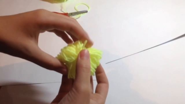 DIY Помпон из ниток| Как сделать помпон своими руками смотреть онлайн