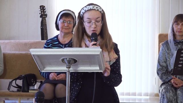 Кого из нас || стихотворение смотреть онлайн