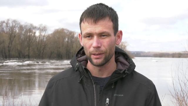 Развели понтонный мост в Шилово смотреть онлайн