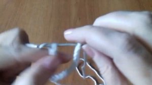 Как легко соединить цепочку из воздушных петель крючком // The connecting chain hook.