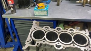 Киа Сид 1.6 G4FG всё как обычно дизелит мотор.большой люфт муфт vvti и расточка блока в 0.50