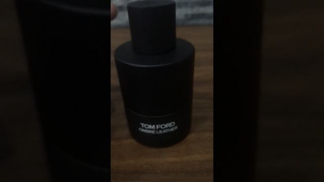 لعشاق عطور برائحة الجلود تقييم عطر توم فورد اومبري ليذر Ombre leather tom ford смотреть онлайн
