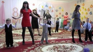 танец с мамами