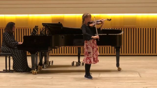 Ellen Vognsgaard Brunsbjerg spiller Vieuxtemps Violin Concert nr. 4, 1. Sats - Sønderborg 210220 смотреть онлайн