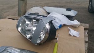 Замена стёкол фар на Golf IV
