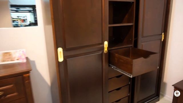 ШКАФ-КУПЕ ИЗ МАССИВА ДЕРЕВА смотреть онлайн