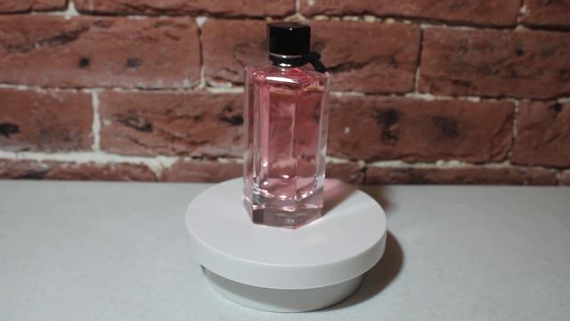 Gucci Flora Gorgeous Gardenia смотреть онлайн