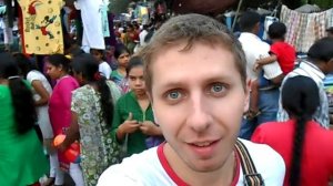 Прикол на рынке в Индии ГОА 2015