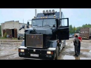 Он 13 лет доводил до ума этот КРАЗ. И вот что из этого получилось