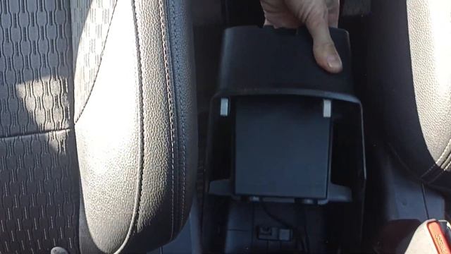 Cum să reglăm frînă de mână la Mitsubishi Outlander 2014 смотреть онлайн