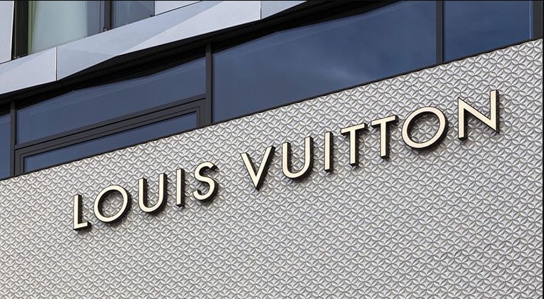 Louis Vuitton захейтили за якобы симпатию к Вооруженным силам РФ