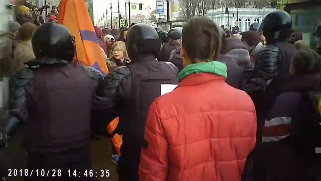 Создание оцепления для задержания мирных граждан на Невском проспекте смотреть онлайн