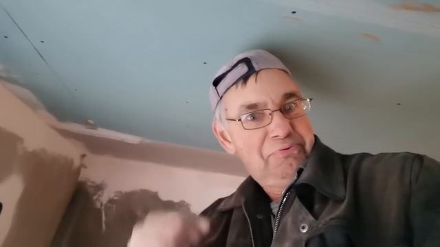 После шпаклёвка царапина, в чем причина ?