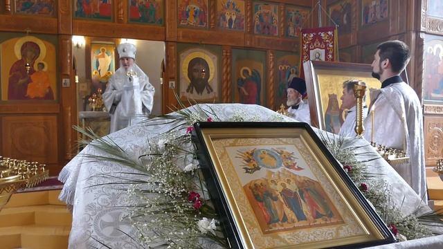 Проповедь епископа Петра на воскресной Литургии 05.06.22 смотреть онлайн