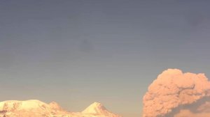 Вулкан Безымянный.  Максимальная фаза извержения. 2022-05-28 07:30 - 08:30 UTC.