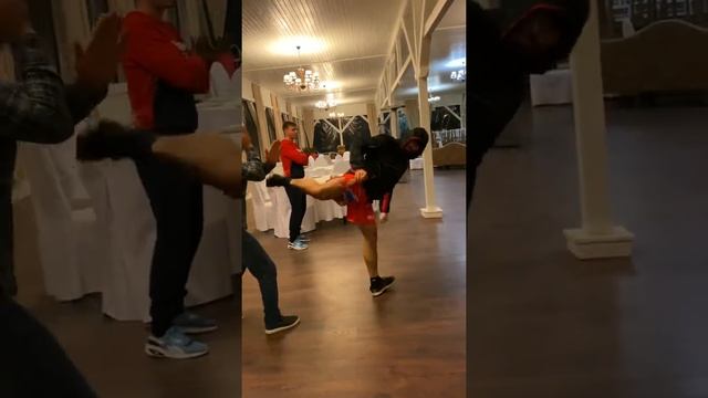 Разминка перед бой Сайед Сафармамадов (Нодир Алидодов) #спорт #мма #памир #ишкашим #таджикистан смотреть онлайн