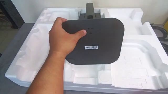 Unboxing Monitor AOC 27V5 27 inch FHD смотреть онлайн