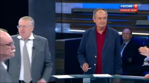 Надо было Жириновскому дать пистолет прямо в студии Украина с Польшей всю жизнь были фашис
