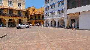 CARTAGENA Colombia Getsemaní to Old City Walking Tour ??【4K】☆ 1hr AUTHENTIC Tour ☆ 2021