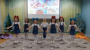 МБДОУ Детский сад 63, песенное творчество, ансамбль Лучики, песня Мы улыбки дарим всем
