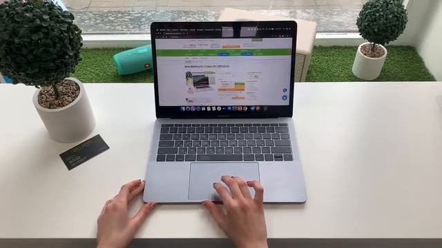 Apple MacBook Pro 13 Space Gray 2016 (MPDK2) б/у смотреть онлайн