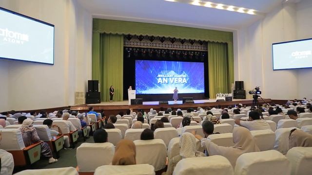 One Day Seminar - Farg'ona - Diamond Master Vera Anning nutqi смотреть онлайн