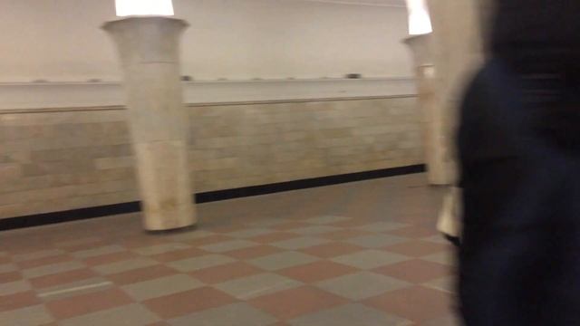 Станция метро "Кропоткинская"