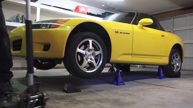 How To Completely Lift A Car On All Four Jack Stands смотреть онлайн