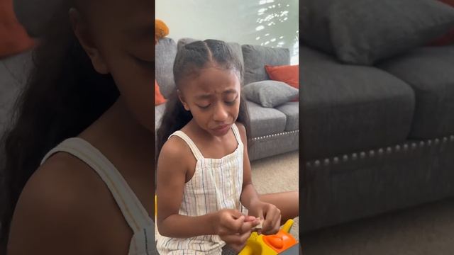 THE SASS SHE WAS GIVING IS CRAZY! ? смотреть онлайн