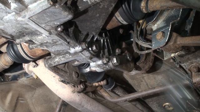 КАК СНЯТЬ КОРОБКУ ПЕРЕДАЧ ВАЗ 2110 2111 2112. смотреть онлайн