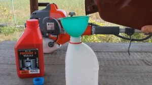 Приготовление топливной смеси для двухтактных двигателей