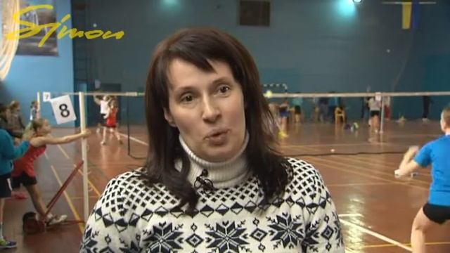 Играем в бадминтон и оздоравливаемся в программе "Наздоровье" с Еленой Скалецкой смотреть онлайн