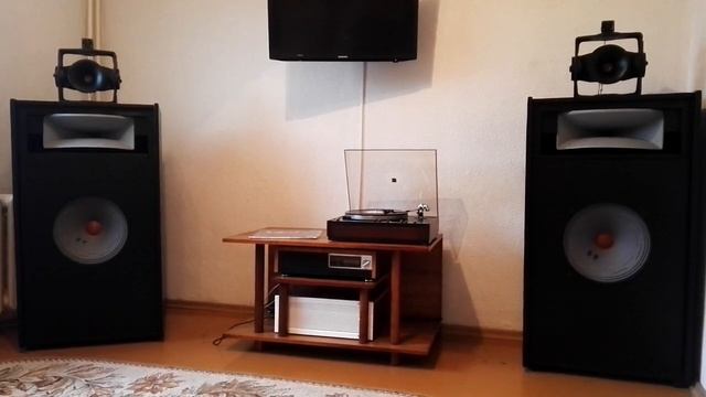 КИНАП 30А-138+винил с ламповым фонокорректором смотреть онлайн