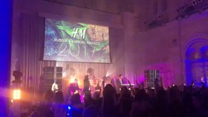 Выступление кавер-группы TARANTINOS на корпоративе компании H&M | RocketBooking.ru