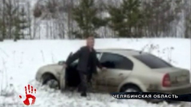 Водитель потерял управление и улетел с дороги
