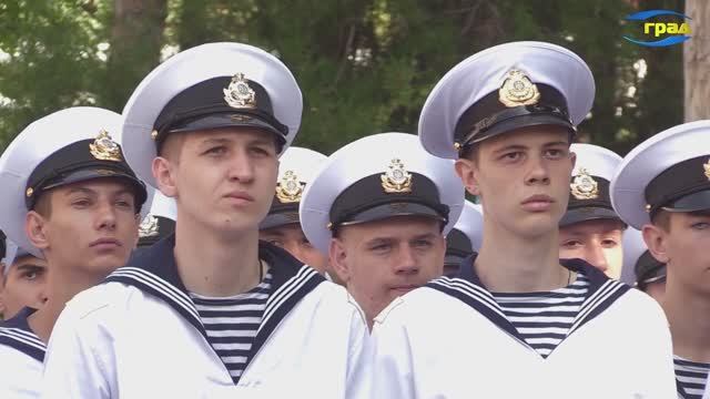 500 курсантов-первокурсников Одесской морской академии приняли присягу