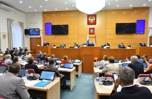 Вячеслав Федорищев обозначил депутатам губернской думы приоритеты развития Самарской области