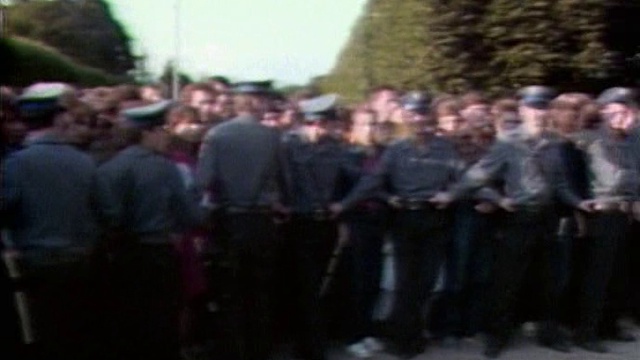 Iron Maiden - 1986 - Wasted Years смотреть онлайн