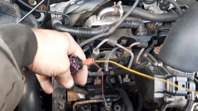 VW Transporter T5 - ошибка по датчику давления в топливной рейке. P0193 смотреть онлайн