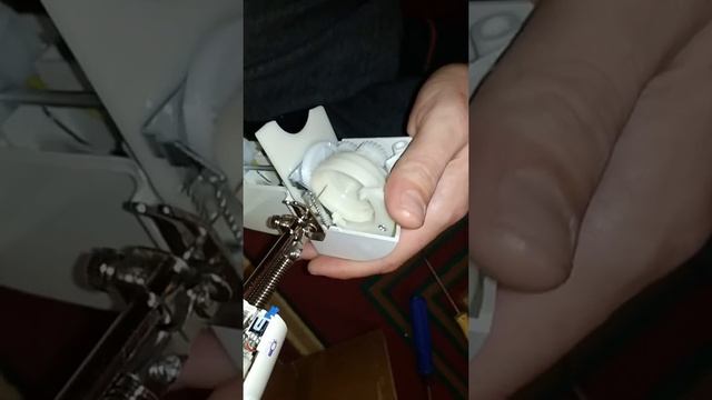 Арзан мини тігін машинкасы жөндеуге келема? смотреть онлайн