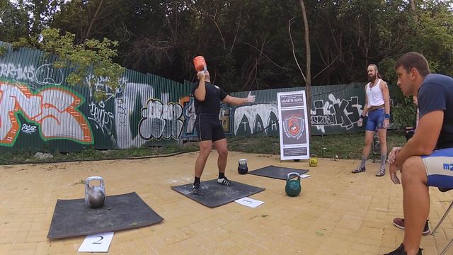 Жим старинной весовой гири 20 кг верх дном - 44 подъема. смотреть онлайн