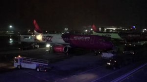Аэропорт Киев Жуляны (Kyiv International Airport).  Time lapse Wizz air