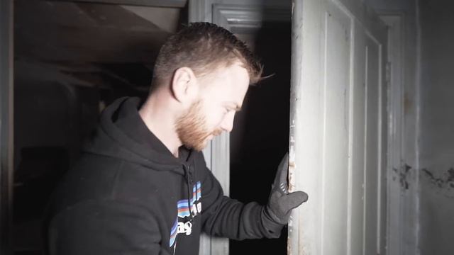 102 Year Old Lady's Abandoned Home in the USA ~ Power Still ON! смотреть онлайн